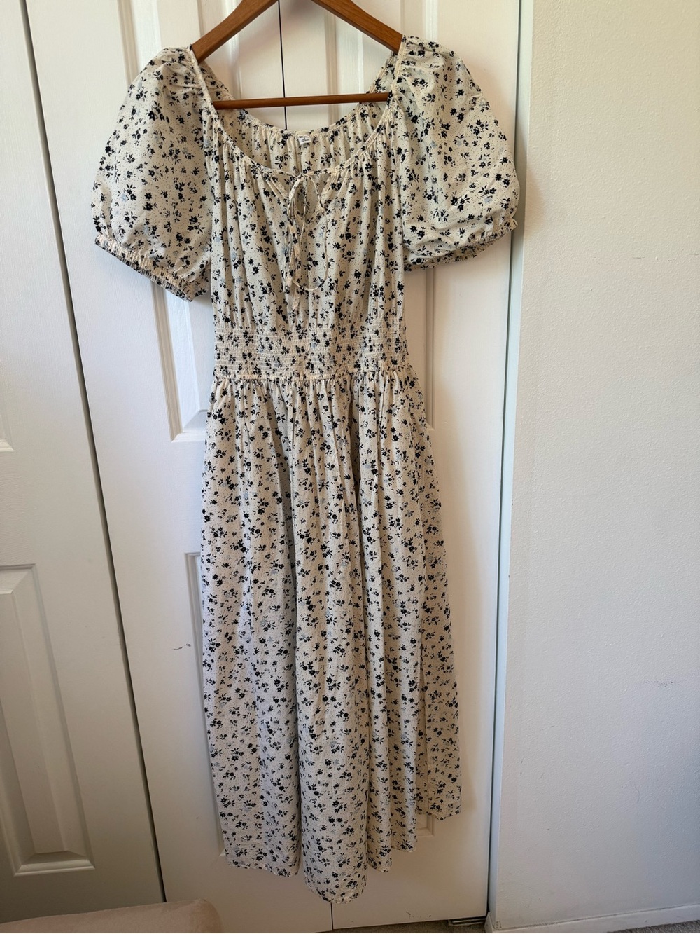 Uniqlo Cream Midi Dress with Black Floral Print